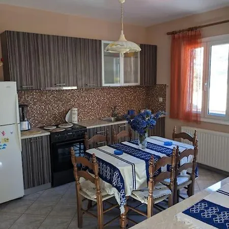 Apartman Peaceful Alexandra Kariá