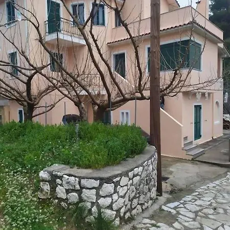 Apartment Peaceful Alexandra Kariá